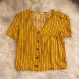 💖yellow blouse